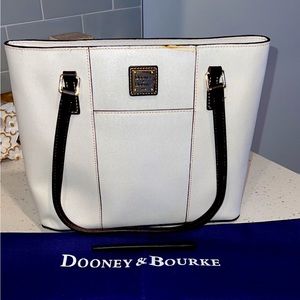 Dooney and Bourke purse